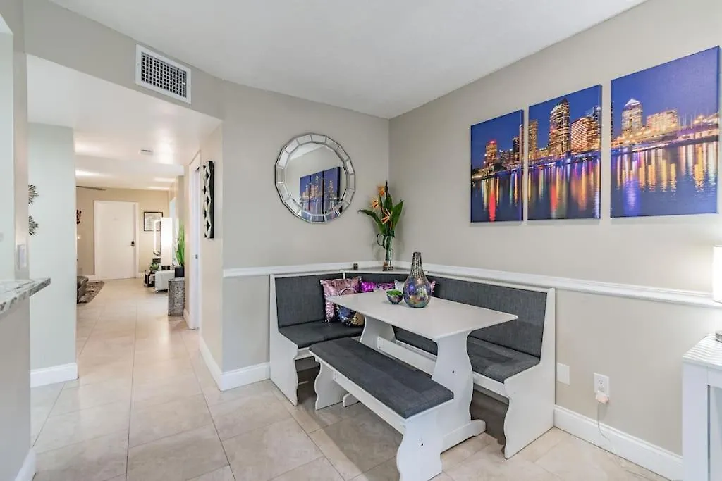 Luxury Holistic Oasis By Bayshore/Hyde Park/Soho Villa Tampa