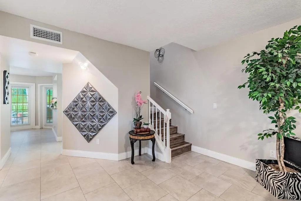 Luxury Holistic Oasis By Bayshore/Hyde Park/Soho Villa Tampa 0*,  United States